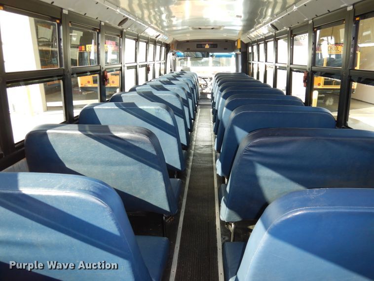 image for item DJ6860 2007 Freightliner Thomas  school bus