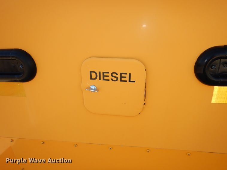 image for item DJ6860 2007 Freightliner Thomas  school bus