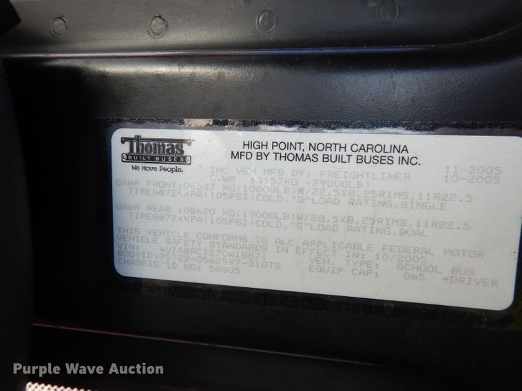 image for item DJ6860 2007 Freightliner Thomas  school bus