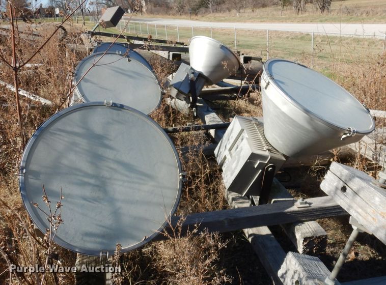 image for item DJ6953 (10) sections of Halide ballfield lights