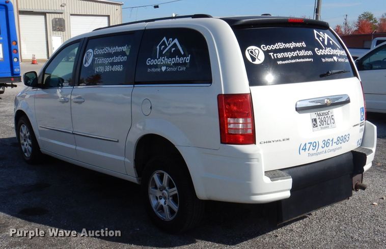 image for item DY9574 2010 Chrysler Town & Country  handicap accessible van