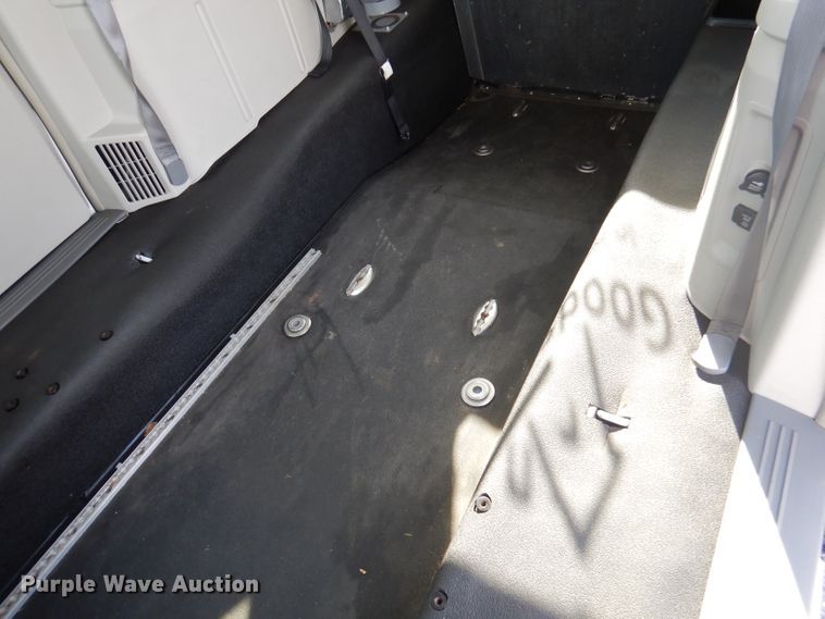 image for item DY9574 2010 Chrysler Town & Country  handicap accessible van