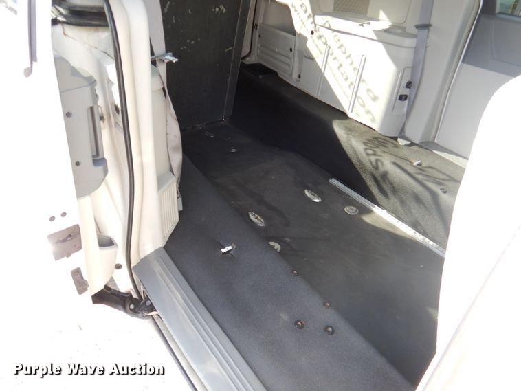 image for item DY9574 2010 Chrysler Town & Country  handicap accessible van