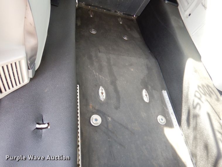 image for item DY9574 2010 Chrysler Town & Country  handicap accessible van