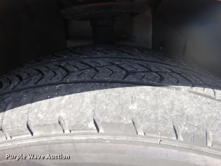 image for item DY9574 2010 Chrysler Town & Country  handicap accessible van