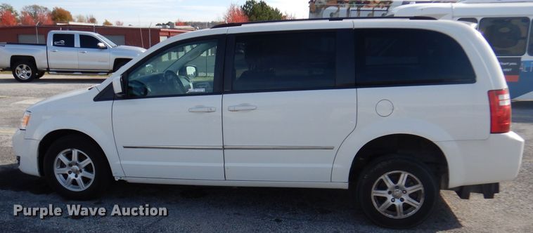 image for item DY9575 2010 Dodge Grand Caravan SXT  handicap accessible van