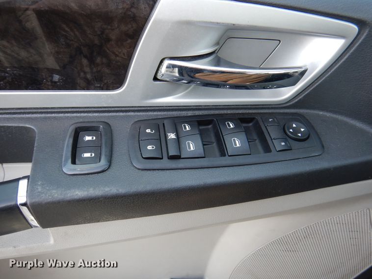 image for item DY9575 2010 Dodge Grand Caravan SXT  handicap accessible van