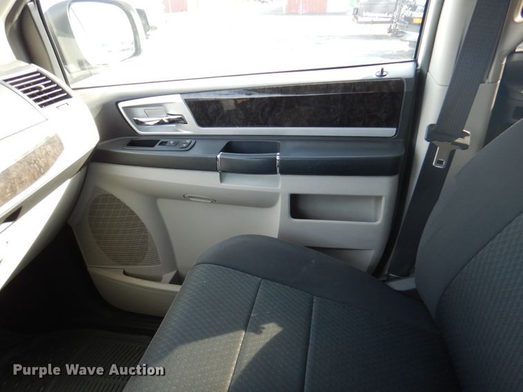 image for item DY9575 2010 Dodge Grand Caravan SXT  handicap accessible van