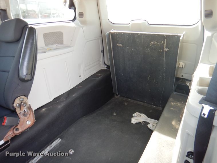image for item DY9575 2010 Dodge Grand Caravan SXT  handicap accessible van