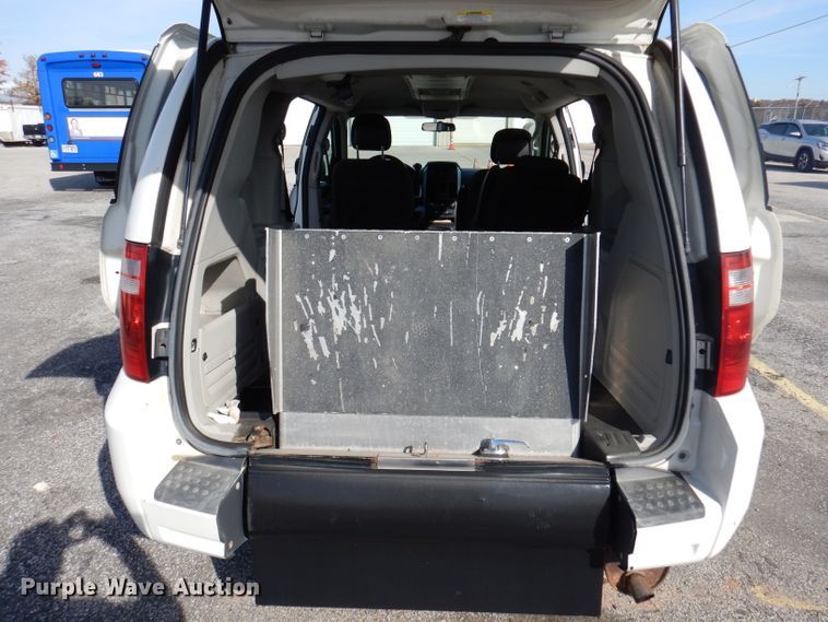 image for item DY9575 2010 Dodge Grand Caravan SXT  handicap accessible van