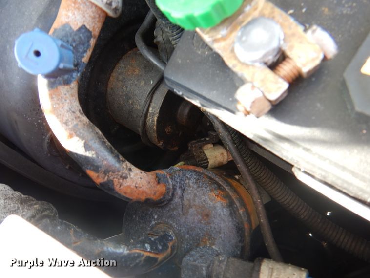 image for item DY9577 2015 Ford Econoline E450 Super Duty  shuttle bus