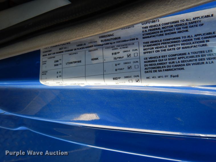 image for item DY9577 2015 Ford Econoline E450 Super Duty  shuttle bus