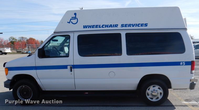 image for item DY9578 2006 Ford E250  handicap accessible van