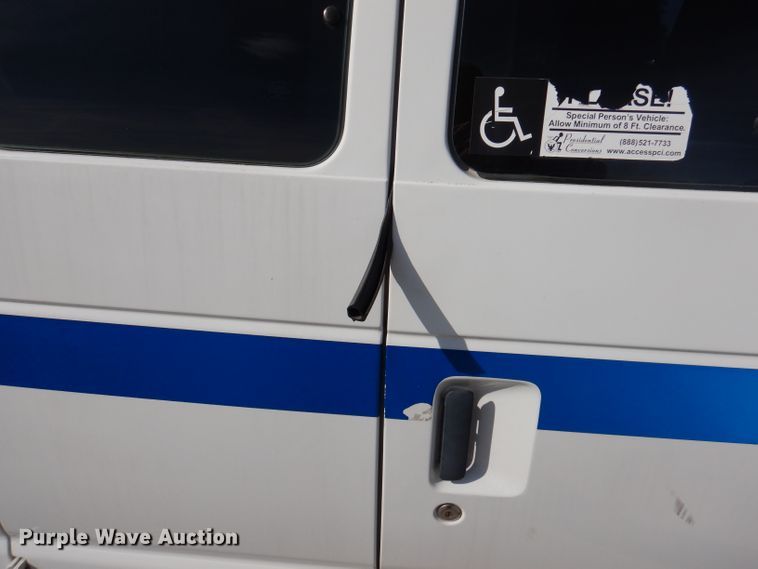 image for item DY9578 2006 Ford E250  handicap accessible van
