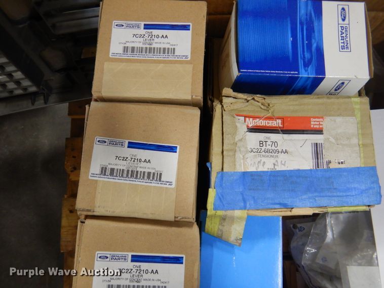 image for item DY9594 Bus parts