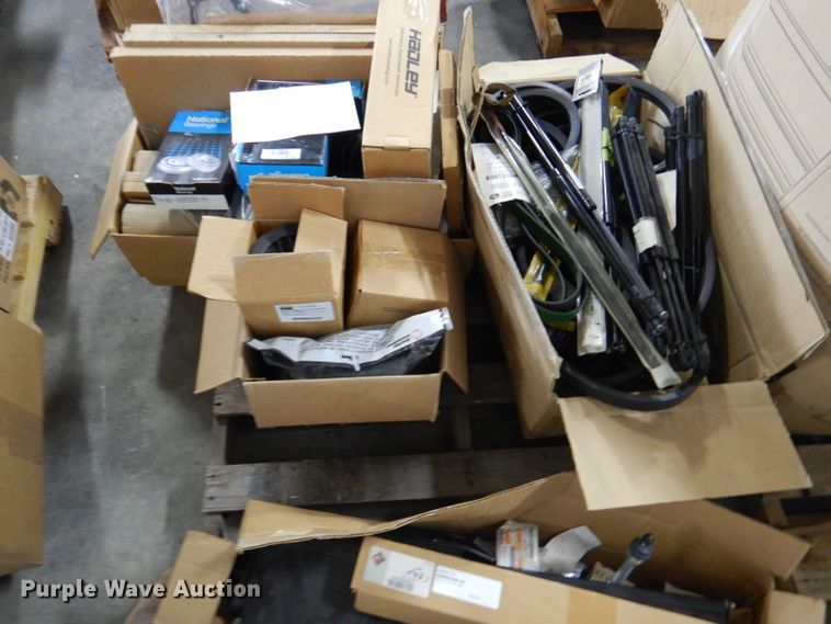 image for item DY9594 Bus parts