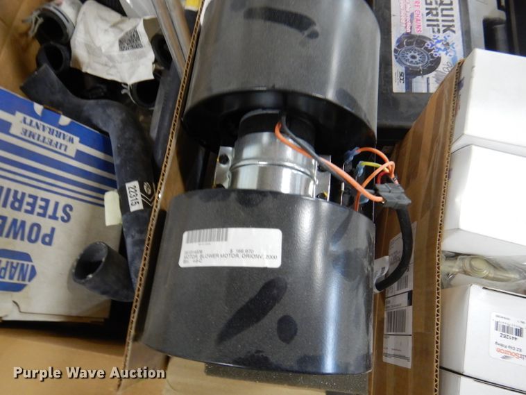 image for item DY9594 Bus parts