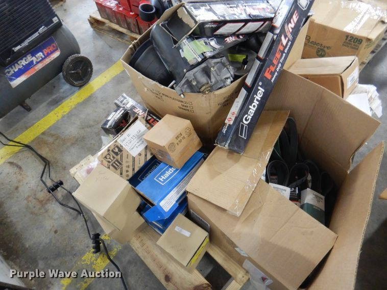 image for item DY9594 Bus parts