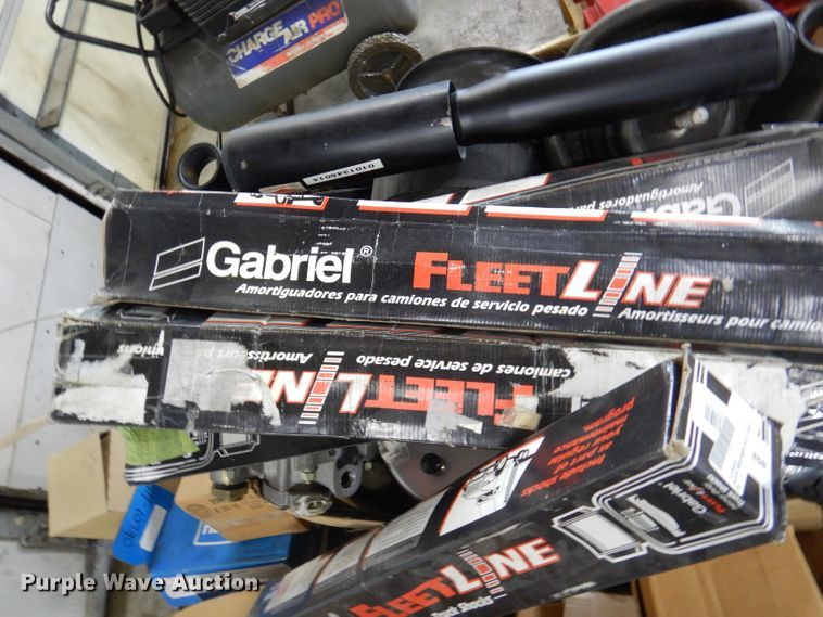 image for item DY9594 Bus parts