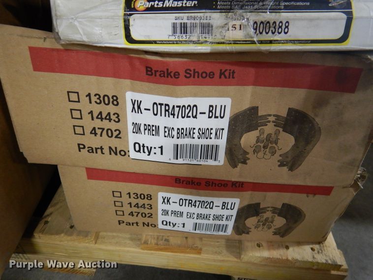 image for item DY9594 Bus parts