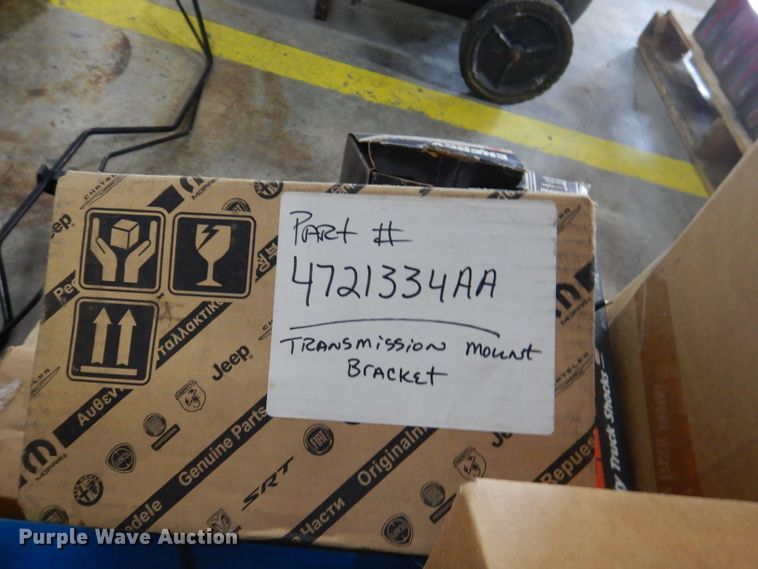 image for item DY9594 Bus parts