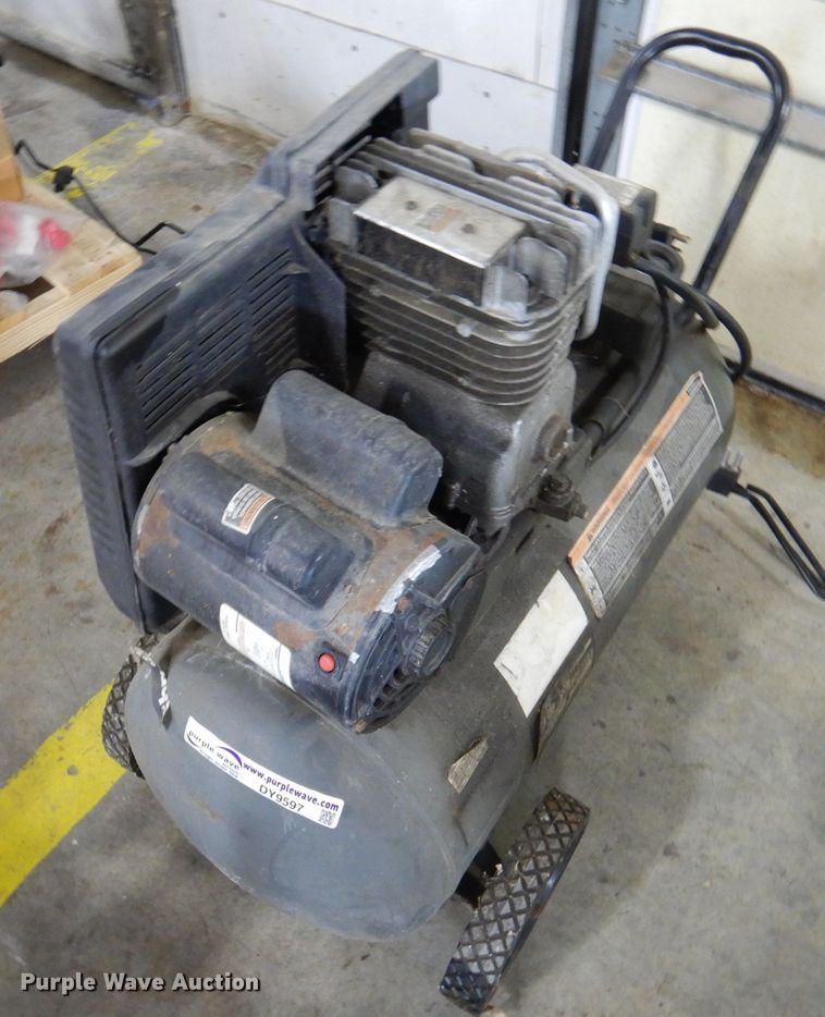 image for item DY9597 Charge Air Pro air compressor