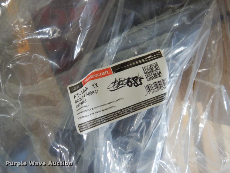 image for item DY9598 Truck parts