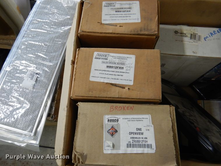 image for item DY9598 Truck parts