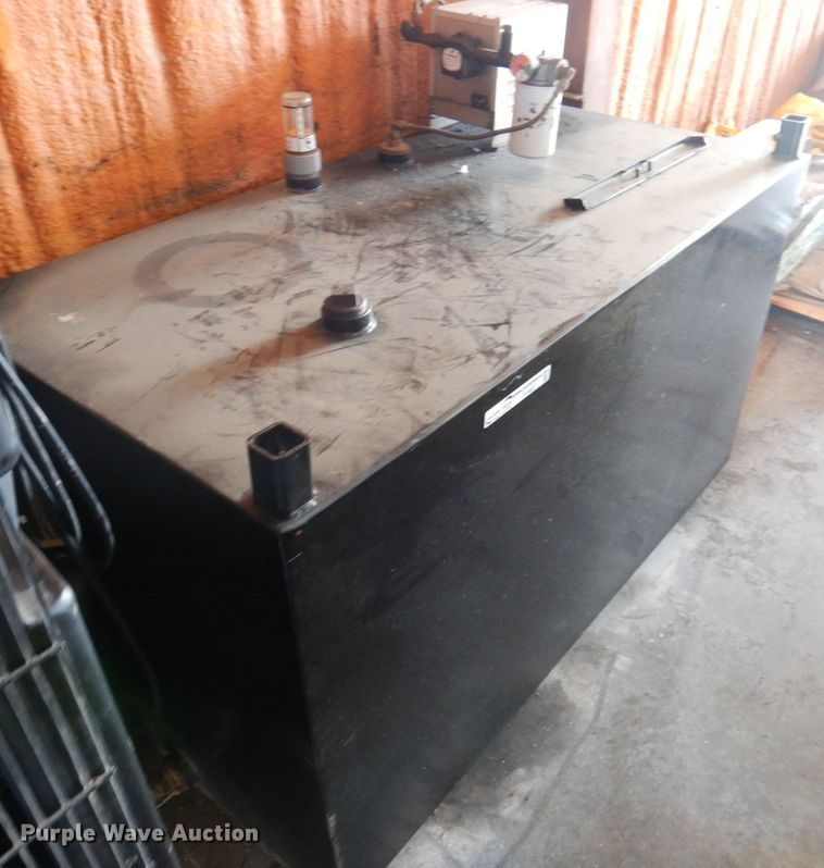 image for item DY9601 Oil storage tank