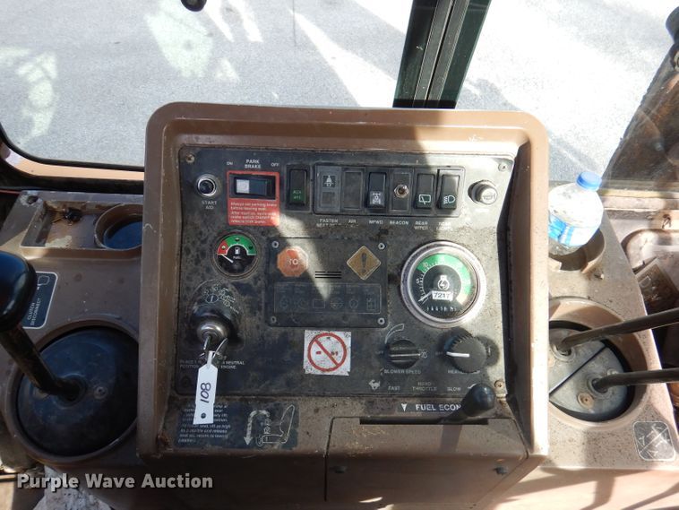 image for item DY9621 1994 John Deere 510D  backhoe