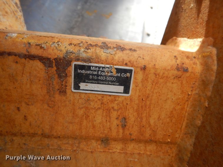 image for item DY9621 1994 John Deere 510D  backhoe