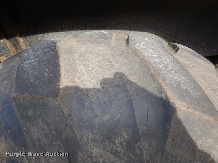 image for item DY9621 1994 John Deere 510D  backhoe