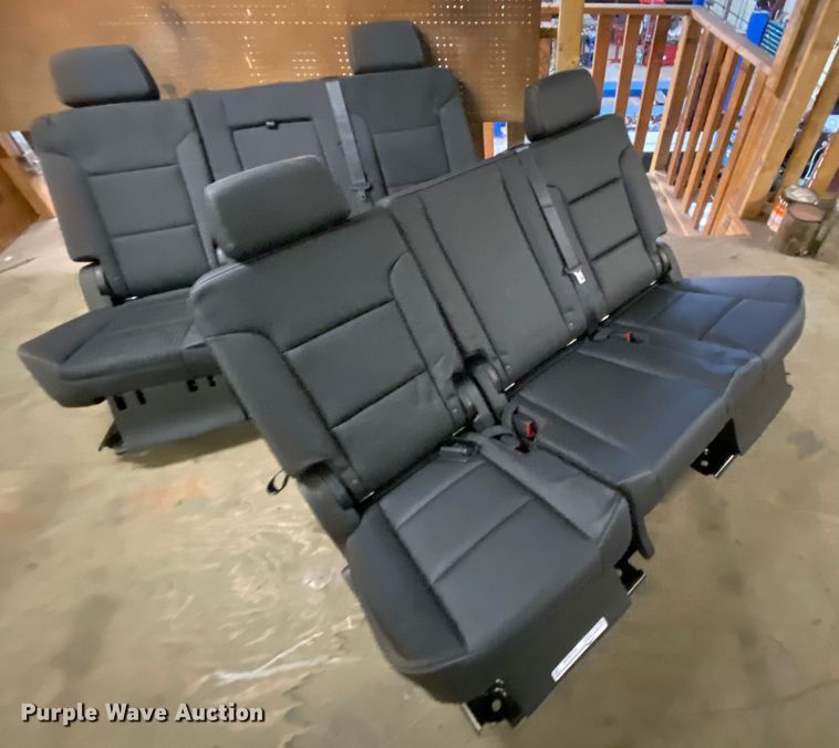 image for item EL9588 (4) seats