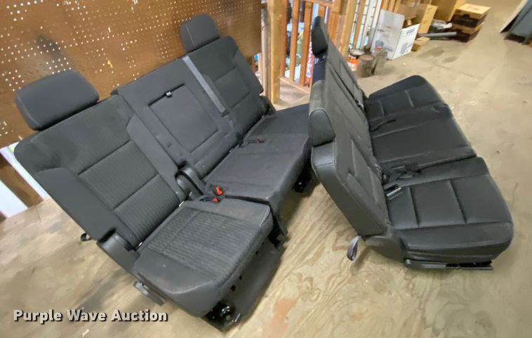 image for item EL9588 (4) seats