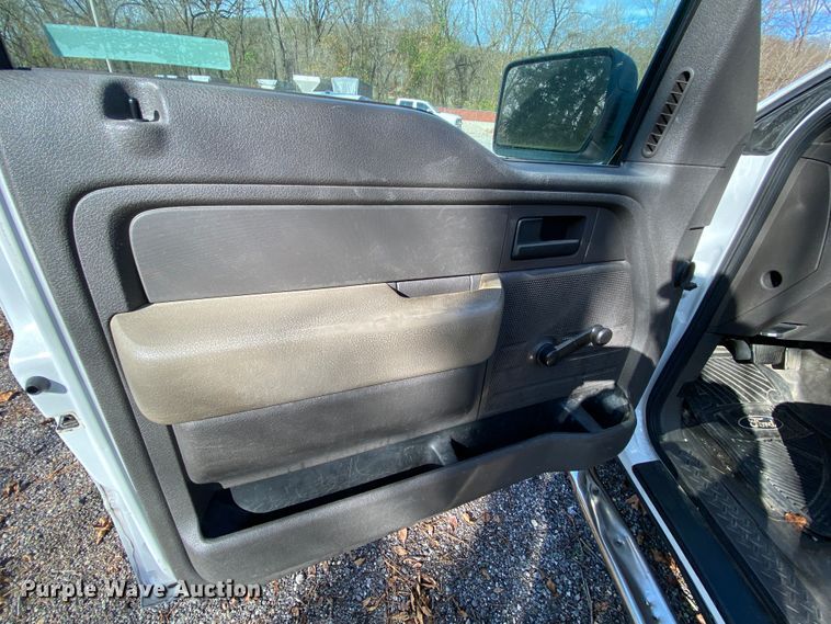 image for item EL9600 2010 Ford F150  SuperCab pickup truck