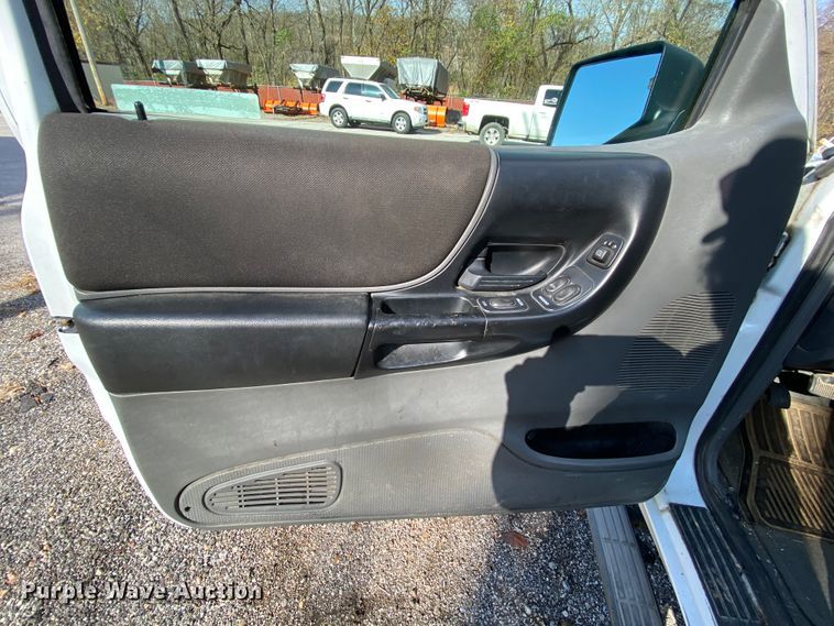 image for item EL9602 2007 Ford Ranger  SuperCab pickup truck