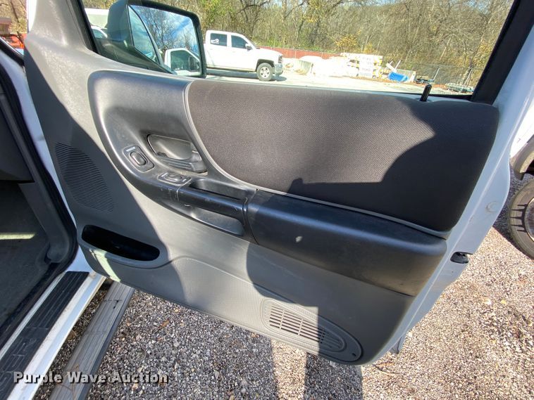 image for item EL9602 2007 Ford Ranger  SuperCab pickup truck