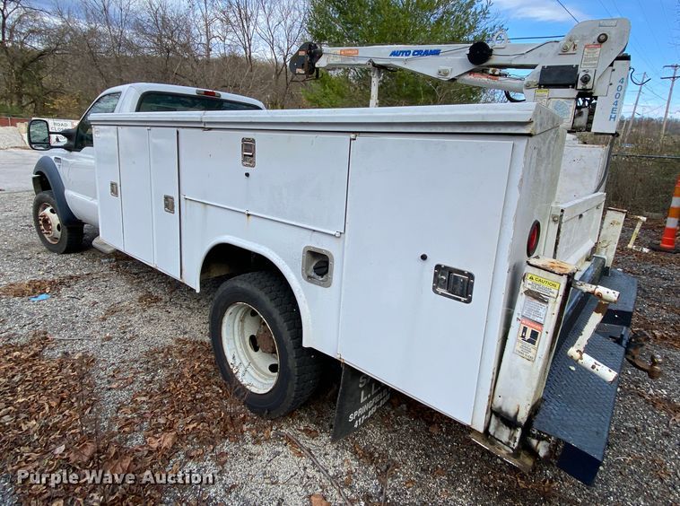 image for item EL9603 2006 Ford F550 Super Duty  utility truck