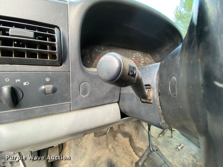 image for item EL9603 2006 Ford F550 Super Duty  utility truck