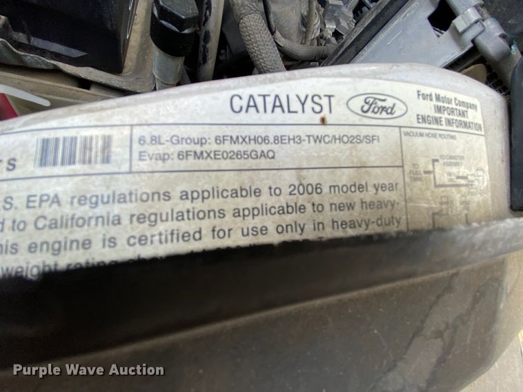 image for item EL9603 2006 Ford F550 Super Duty  utility truck