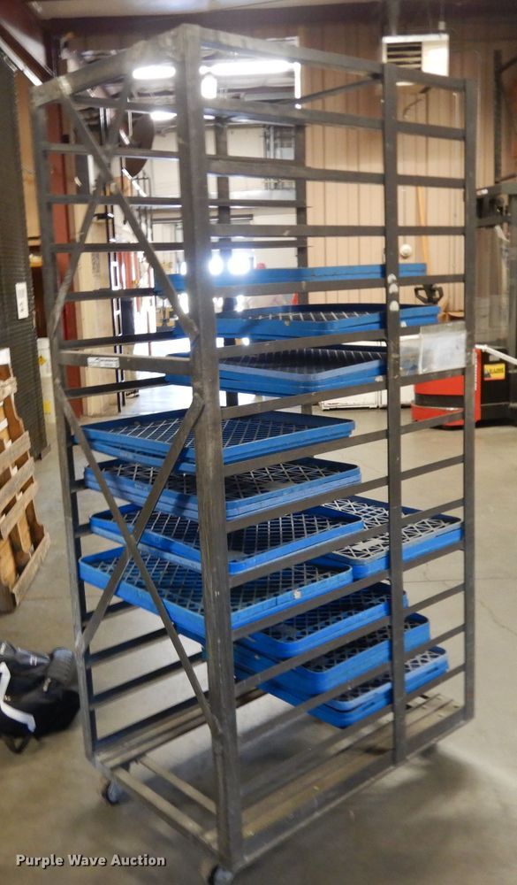 Bread rack in Ellsworth , KS Item EY9104 sold Purple Wave