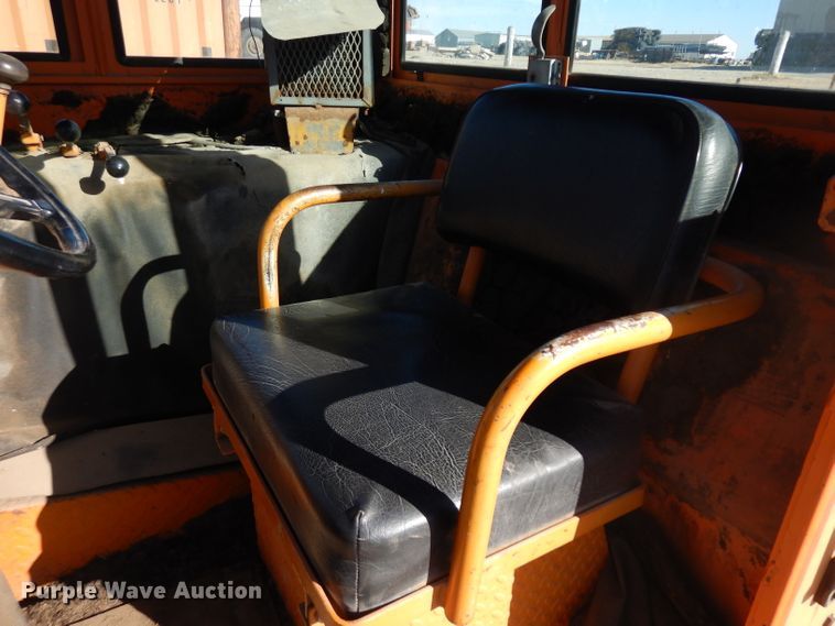 image for item EY9118 Broce  broom