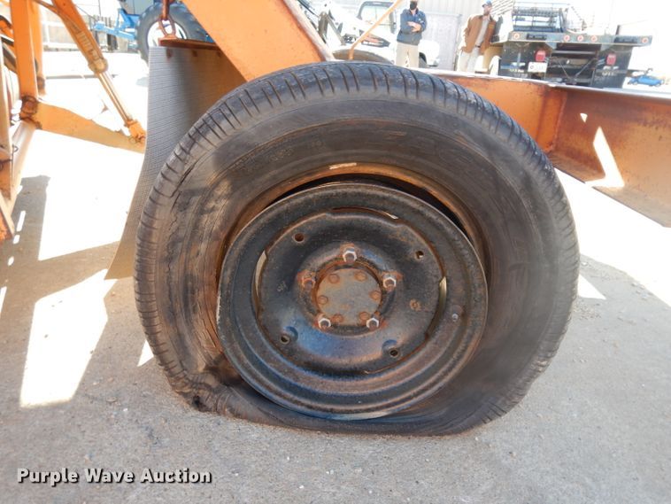 image for item EY9118 Broce  broom