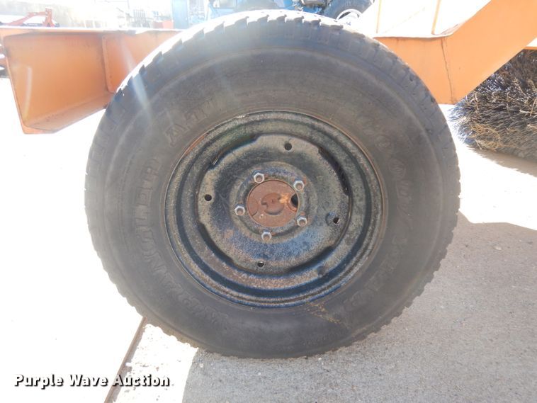 image for item EY9118 Broce  broom