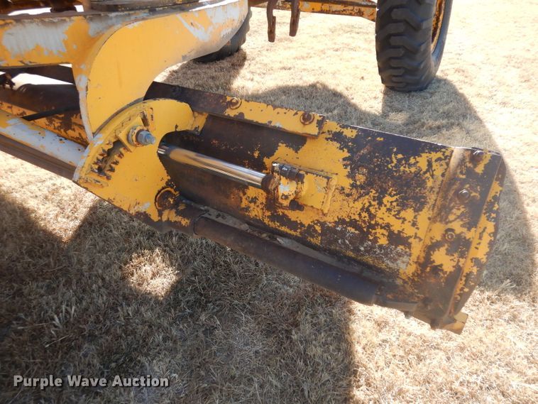 image for item EY9119 Galion 118  Series B rigid frame motor grader
