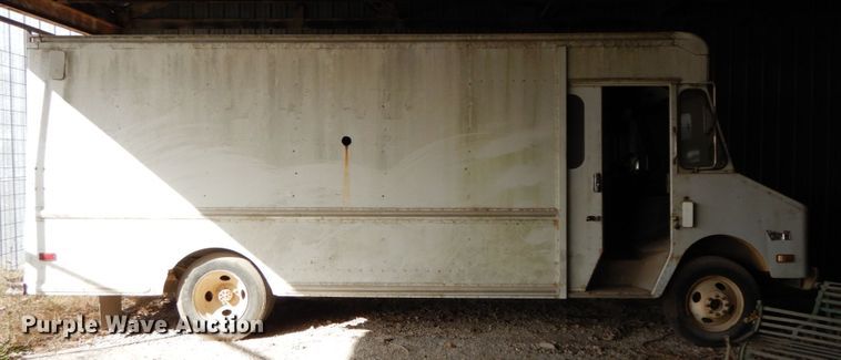 image for item FG9515 1989 GMC P3500  delivery truck