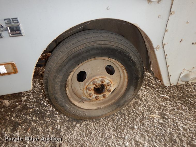 image for item FG9515 1989 GMC P3500  delivery truck