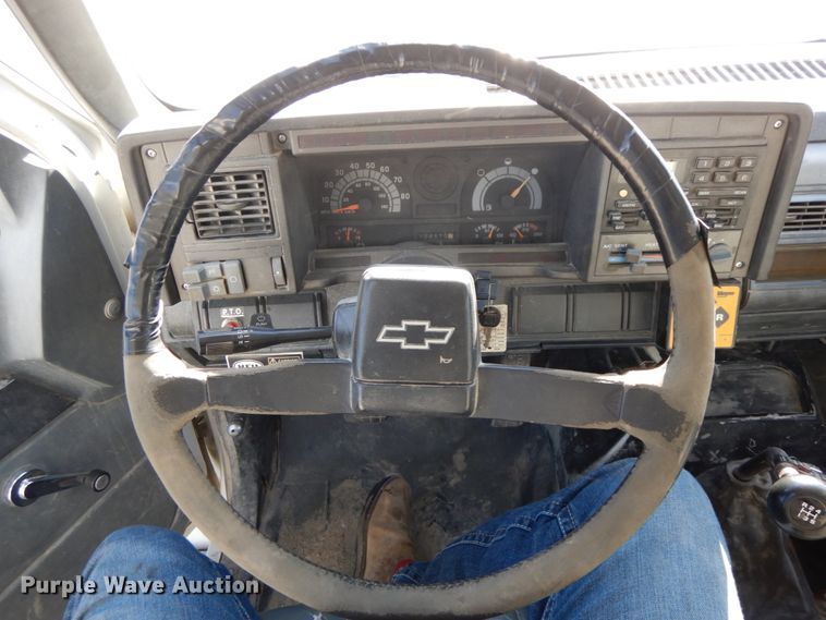 image for item FG9703 1998 Chevrolet C6500  dump truck