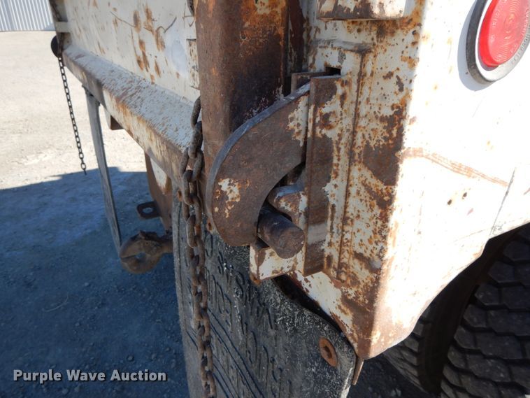 image for item FG9703 1998 Chevrolet C6500  dump truck