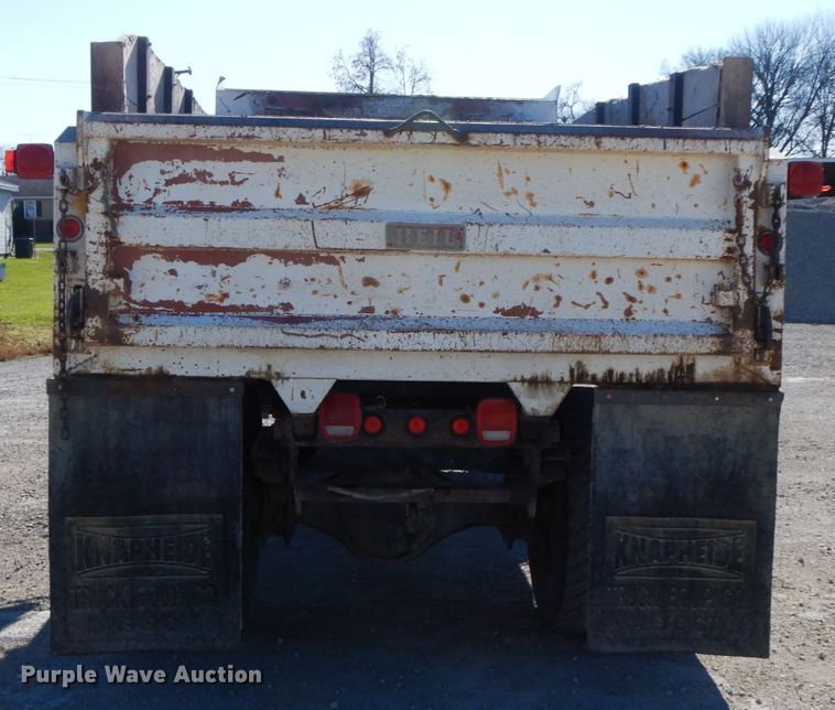 image for item FG9704 1998 Chevrolet C6500  dump truck